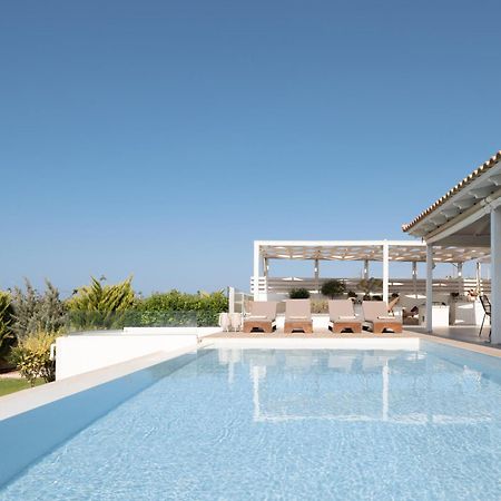 Alba Bianca Villa, Family Retreat With Heated Pool By Thinkvilla Hersonissos  Exterior photo