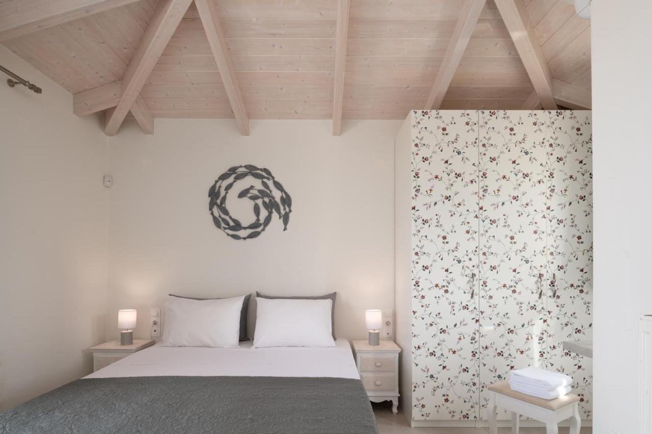 Alba Bianca Villa, Family Retreat With Heated Pool By Thinkvilla Hersonissos  Exterior photo