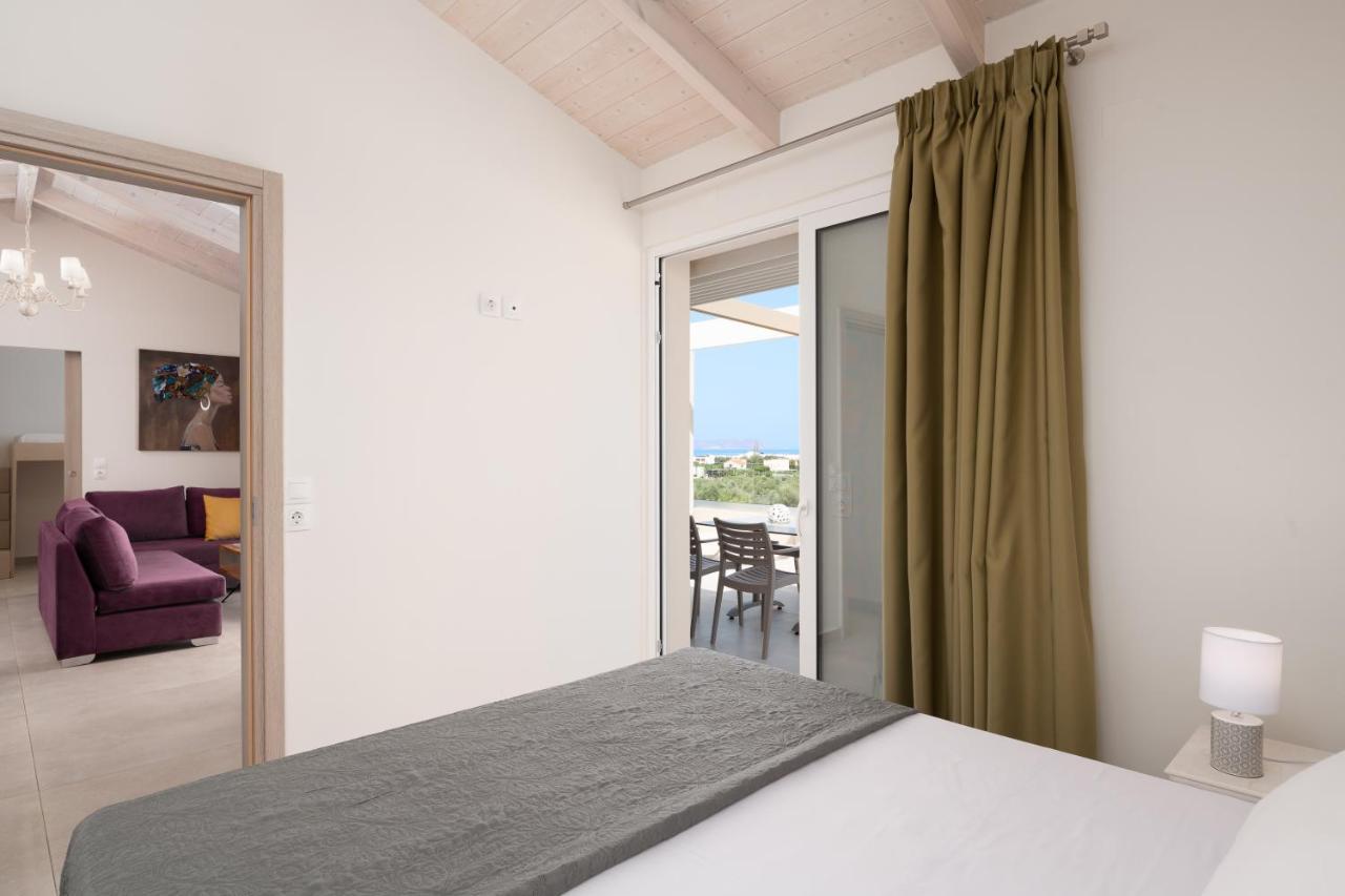 Alba Bianca Villa, Family Retreat With Heated Pool By Thinkvilla Hersonissos  Exterior photo