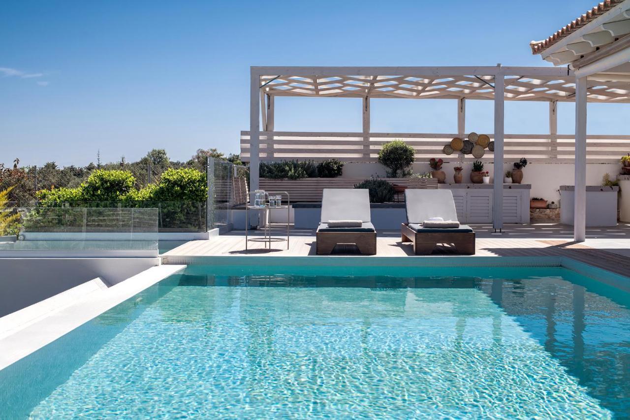 Alba Bianca Villa, Family Retreat With Heated Pool By Thinkvilla Hersonissos  Exterior photo